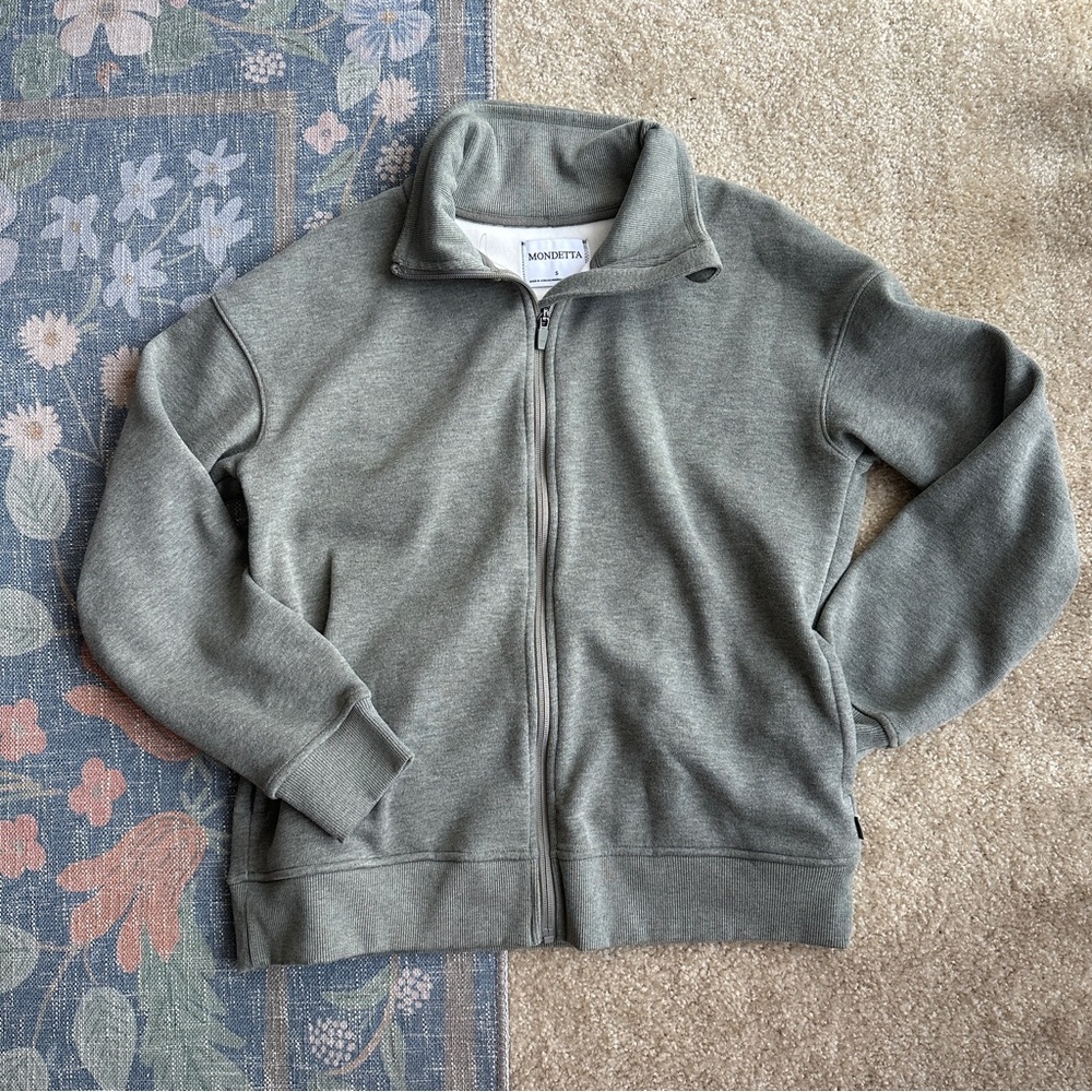 Mondetta Heather Sage Green Sweatshirt and Joggers Set